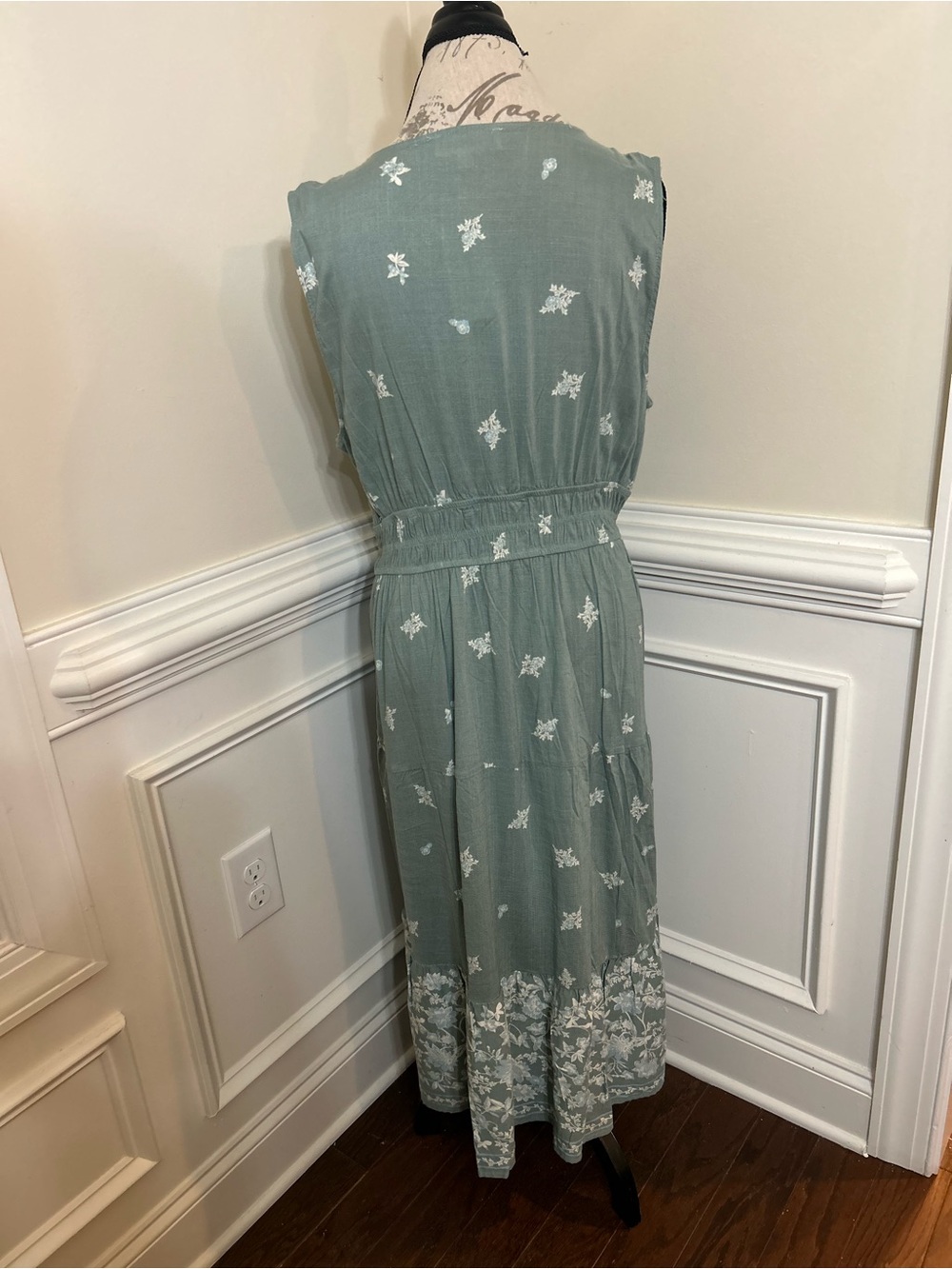 Lucky Brand Sage Green Sleeveless Embroidered Maxi Dress - Picture 3 of 9